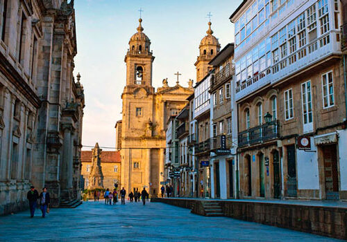 guided tour of the historic center of santiago compostela